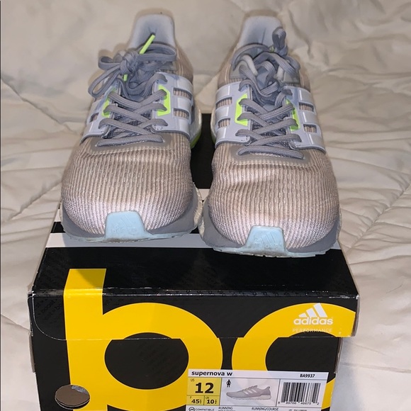 Adidas supernova women’s size 12 running shoes - Picture 3 of 7